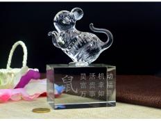 中号生肖-鼠（带底座）礼品