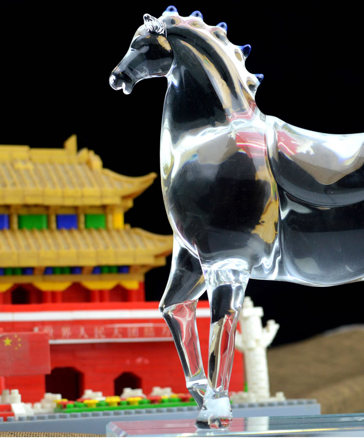 飒露紫马-水晶马生肖摆件水晶一马当先走马上任马到成功吉祥物办公玄关装饰礼品